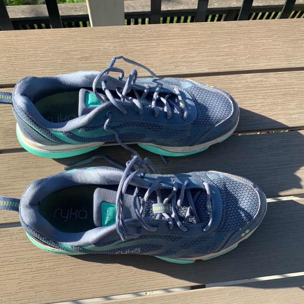 Women’s Ryka Devotion walking athletic running shoe trainer blue gray 10W - Picture 8 of 14